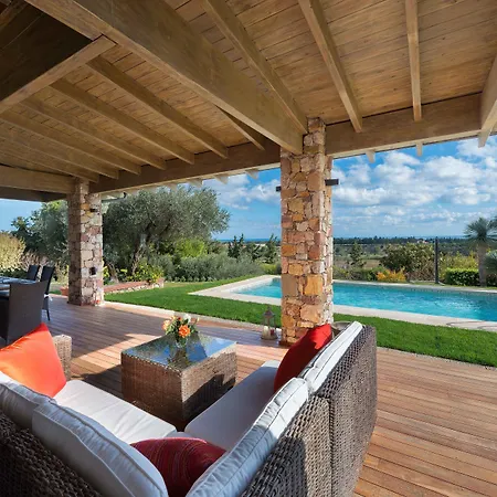 מלון Blue & אסגורו